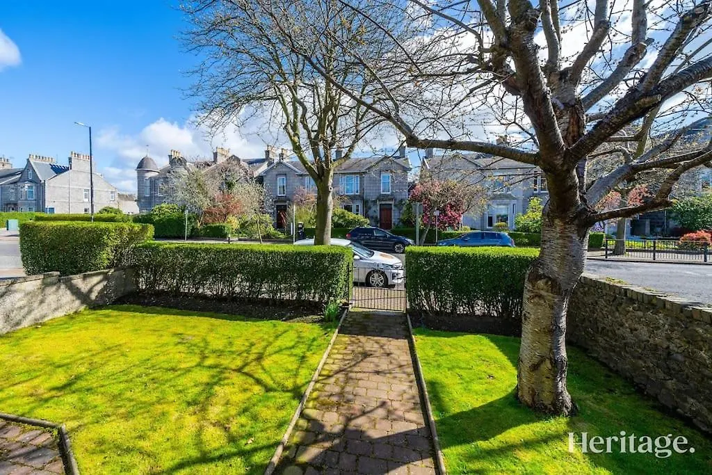 Fountainhall Luxury Townhouse, Aberdeen City Centre 0*,